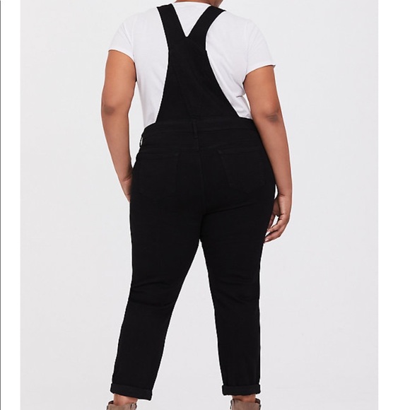 Nwt Torrid black distressed denim overalls - Picture 2 of 5